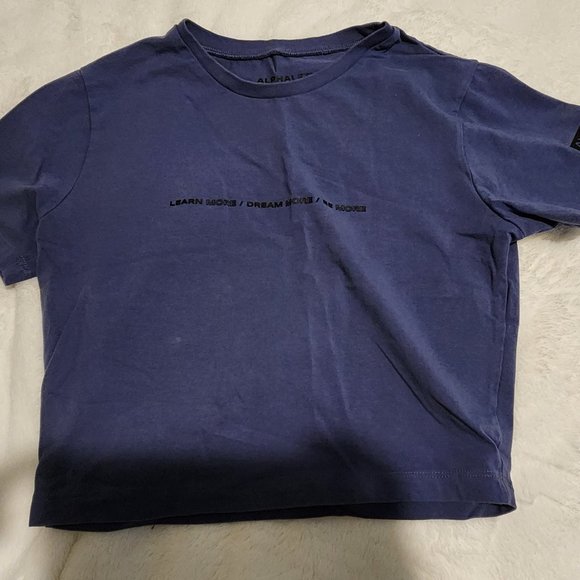 LDB-More Fitted Crop - Oceania - Picture 2 of 5